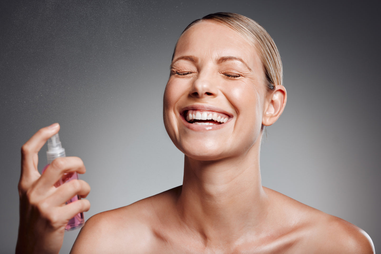 Bruma Multipropósito – Hidratación y Frescura Instantánea con Niacinamida y Ácido Hialurónico – 120 mL – Refrescante y Calmante