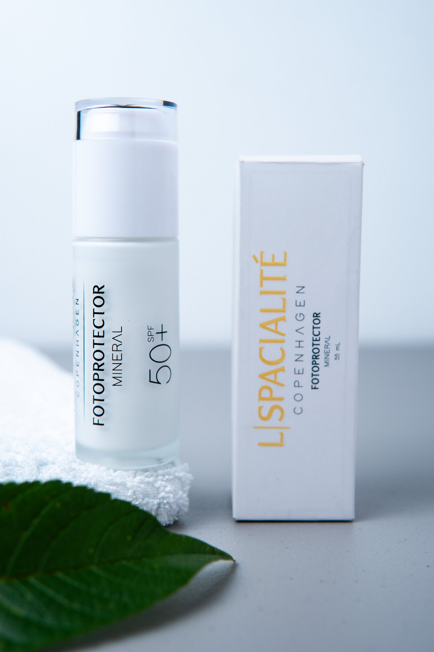Fotoprotector Mineral SPF50+ | Protección y Nutrición con Filtros Non-Nano – 55 g – Sin Residuos y de Rápida Absorción